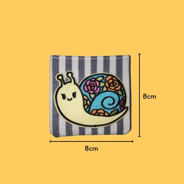 Cream snail with flowers Iron-on Embroidery