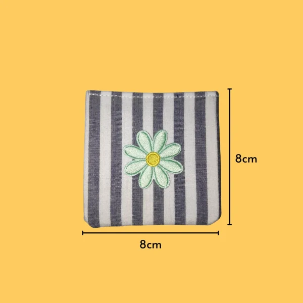 Green flower with yellow center Iron-on Embroidery