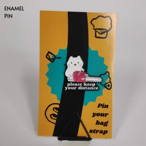 Chainsaw White Cat Enamel Pin