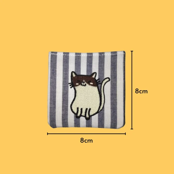 Happy Brown Tabby Cat Iron-on Embroidery